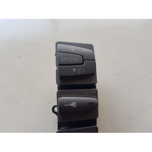 735424858 PULSANTIERA CENTRALE CONTROLLO MULTIFUNZIONE LUCI FIAT BRAVO 2011