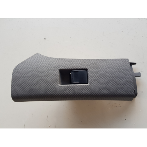 74231-0D090 INTERUTTORE PULSANTIERA ALZAVETRI ANTERIORE DESTRA DX TOYOTA YARIS 2008