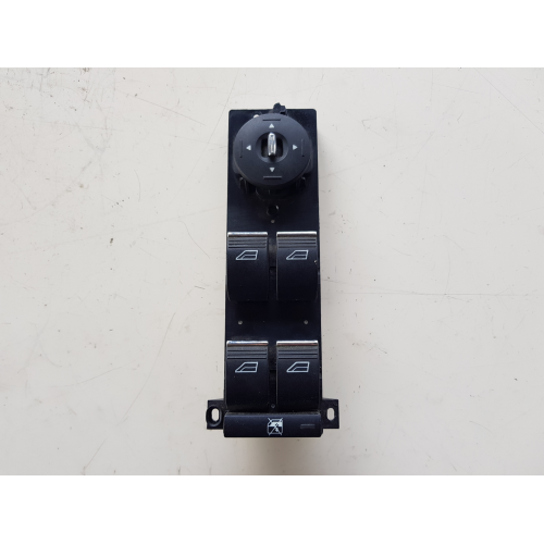 8M5T14A132AC Pulsantiera alzacristalli anteriore sinistra Ford Focus 2010