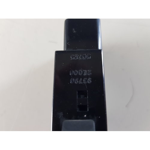 937902E000 PULSANTE INTERRUTTORE QUATTRO 4 FRECCE KIA SPORTAGE 2006