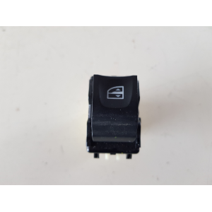 254218614R PULSANTE ALZAVETRO ANTERIORE DESTRA RENAULT CAPTUR 2019