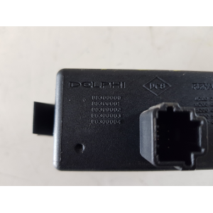 8200214896-A PULSANTE LUCI DI EMERGENZA RENAULT CLIO 2008