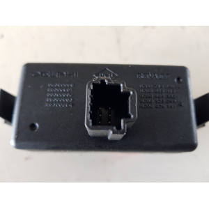 8200214896-A PULSANTE LUCI DI EMERGENZA RENAULT CLIO 2008