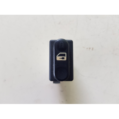INTERRUTTORE CONTROLLO CHIUSURA CENTRALE NISSAN QASHQAI+2 J10 2010