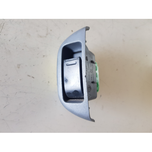 74231-0H010 COMANDO ALZAVETRO ANTERIORE DESTRO PEUGEOT 107 1.0 B 50KW 2011