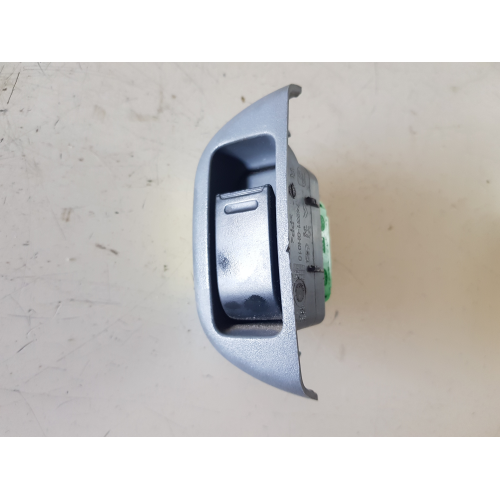 74231-0H010 COMANDO ALZAVETRO ANTERIORE DESTRO PEUGEOT 107 1.0 B 50KW 2011