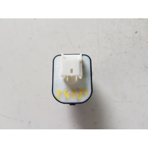 8E0959565A COMANDO REGOLAZIONE RETROVISORI ELETTRICI AUDI A4 2.0 D 103KW 2005