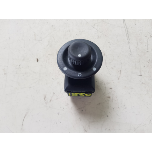8200002442B GRUPPO DI COMANDO REGOLAZIONE SPECCHI RETROVISORI ELETTRICI RENAULT CLIO 3 2007