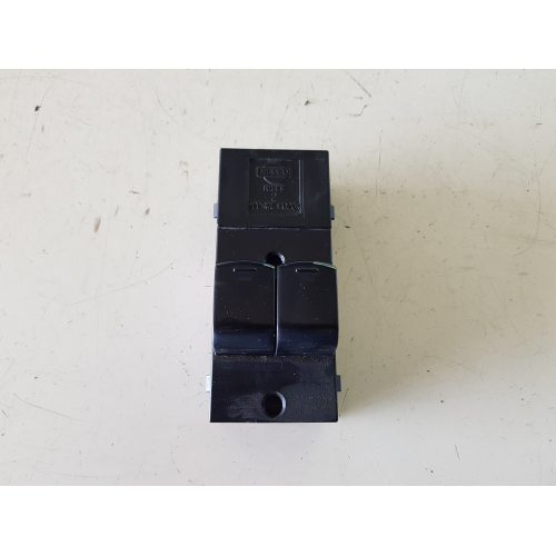 COMANDO INTERRUTTORE PULSANTE ALZAVETRO ANTERIORE SINISTRA NISSAN MICRA K12 2004
