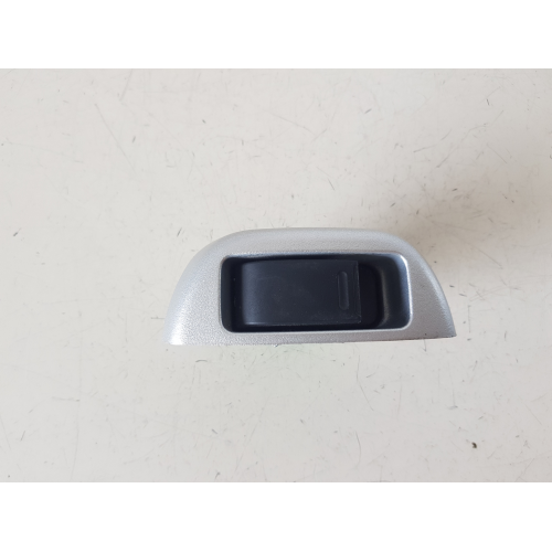 74231-0H010 PULSANTE INTERRUTTOE COMANDO ALZAVETRO ANTERIORE DESTRO CITROEN C1 2010