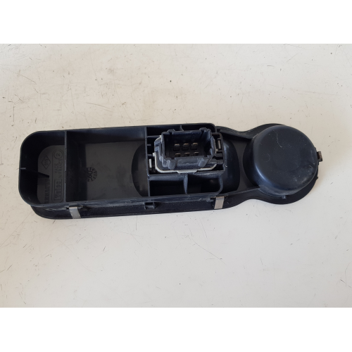 8200278436 PULSANTIERA COMANDO ALZAVETRO ANTERIORE DESTRA RENAULT MODUS 2009