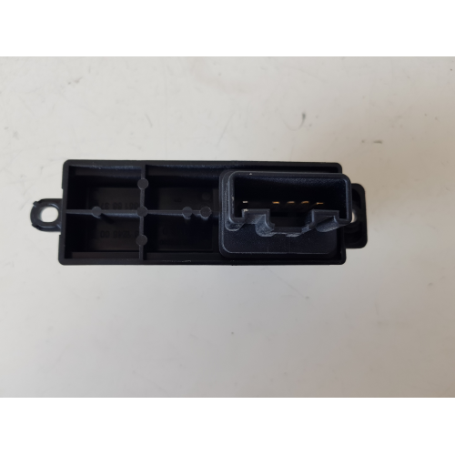 D65166370 COMANDO INTERRUTTORE ALZAVETRO POSTERIORE SINISTRA MAZDA 2 2009
