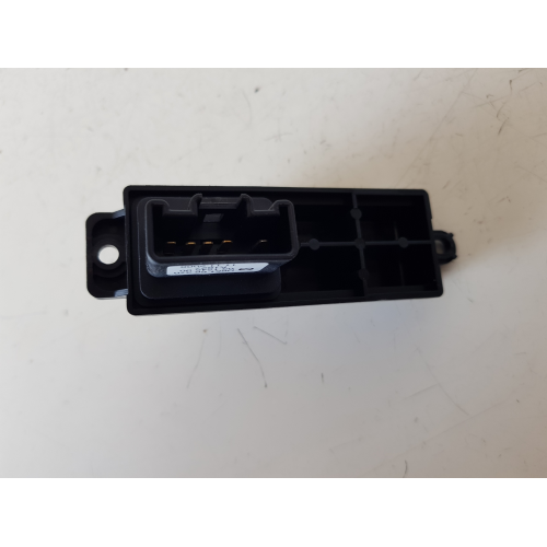 D65166370 COMANDO INTERRUTTORE ALZAVETRO POSTERIORE DESTRO MAZDA 2 2009