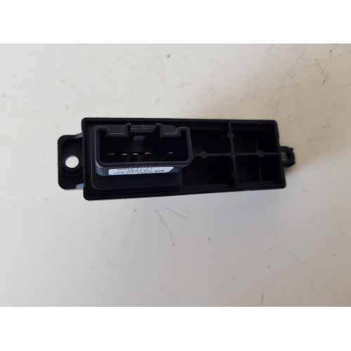D65166370 COMANDO INTERRUTTORE ALZAVETRO POSTERIORE DESTRO MAZDA 2 2009