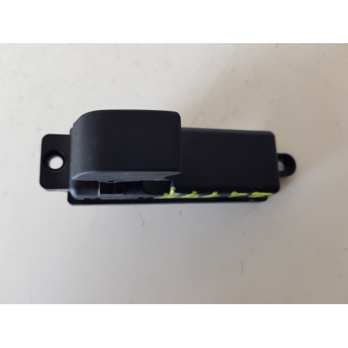 D65166370 COMANDO INTERRUTTORE ALZAVETRO POSTERIORE DESTRO MAZDA 2 2009