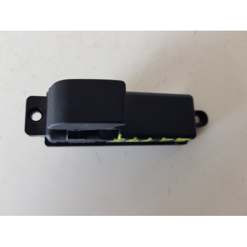 D65166370 COMANDO INTERRUTTORE ALZAVETRO POSTERIORE DESTRO MAZDA 2 2009