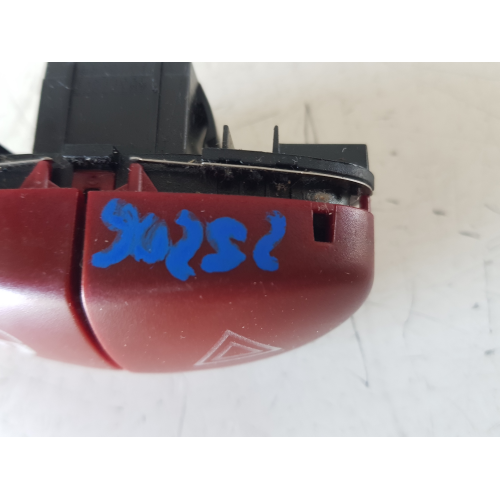 40377877 TASTO INTERRUTTORE PULSANTE 4 FRECCE EMERGENZA PEUGEOT 206 2001