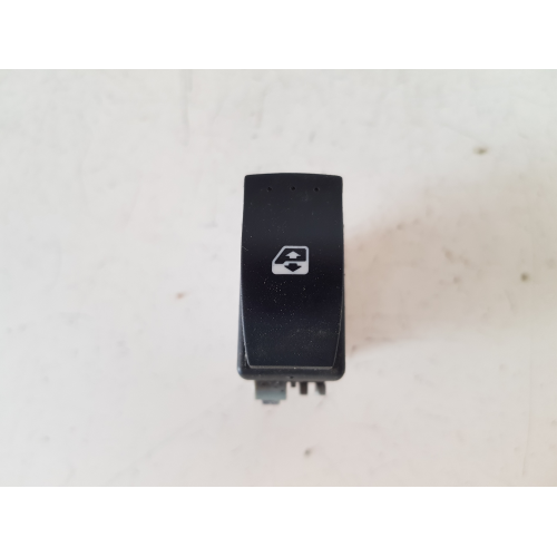 28082 PULSANTE COMANDO ALZAVETRO ANTERIORE DESTRO RENAULT SCENIC ANNO 2005