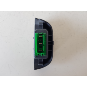74231-0H010 PULSANTE COMANDO ALZAVETRO ANTERIORE DESTRO PEUGEOT 107 2009