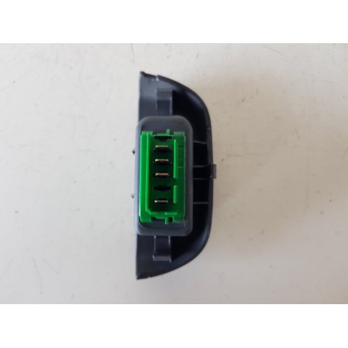 74231-0H010 PULSANTE COMANDO ALZAVETRO ANTERIORE DESTRO PEUGEOT 107 2009