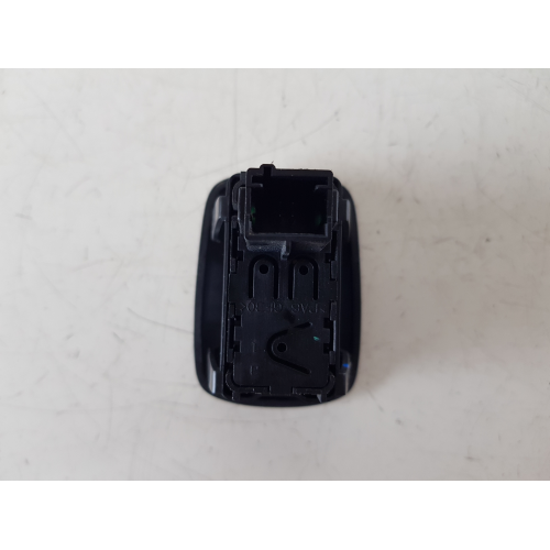 96637535XT COMANDO INTERRUTTORE ALZAVETRO ANTERIORE DESTRO CITROEN C3 2011