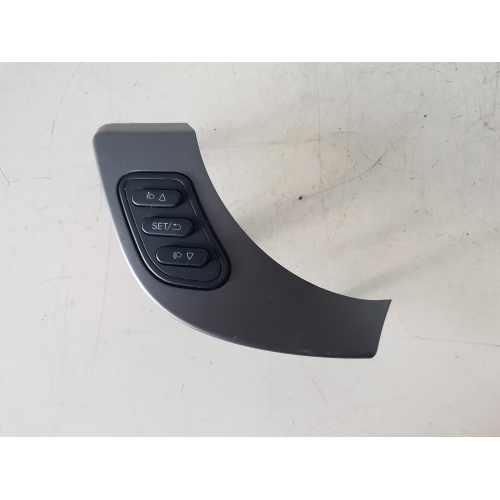 1561105328 COMADO INTERRUTTORE REGOLAZIONE FARI E LUCI ALFA ROMEO GIULIETTA 2016