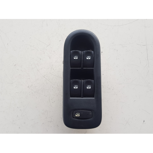 8200356541  PULSANTIERA COMANDO ALZAVETRO ANTERIORE SINISTRA RENAULT CLIO 3 2006