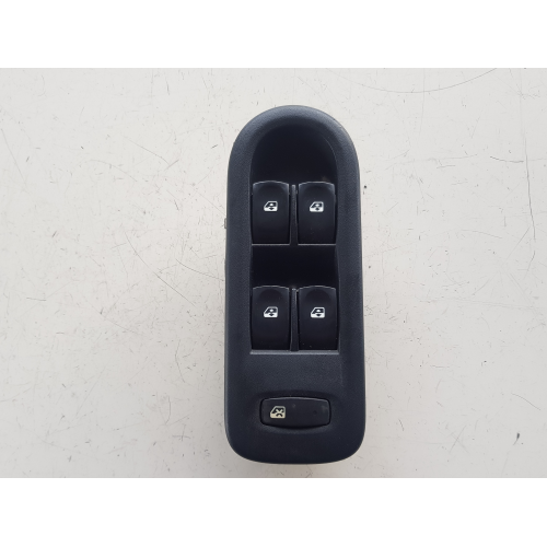 8200356541  PULSANTIERA COMANDO ALZAVETRO ANTERIORE SINISTRA RENAULT CLIO 3 2006