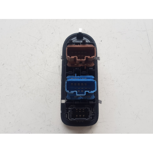 8200356541  PULSANTIERA COMANDO ALZAVETRO ANTERIORE SINISTRA RENAULT CLIO 3 2006