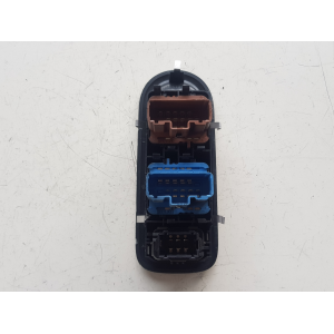 8200356541  PULSANTIERA COMANDO ALZAVETRO ANTERIORE SINISTRA RENAULT CLIO 3 2006