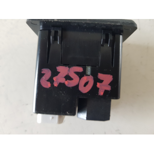 795405504 ATTACO PRESA AUX USB NISSAN MICRA K14 2017