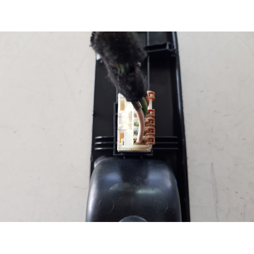 PULSANTIERA COMANDO ALZAVETRO ANTERIORE DESTRA FIAT IDEA 1.2 B 59KW 2007 188A5000 