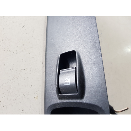 PULSANTIERA COMANDO ALZAVETRO ANTERIORE DESTRA FIAT IDEA 1.2 B 59KW 2007 188A5000 