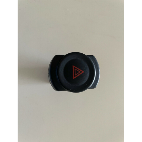 602232A PULSANTE 4 FRECCE LUCI DI EMERGENZA DACIA SANDERO ANNO DAL 2008 AL 2012