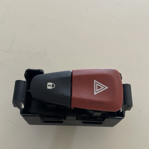 8200214896A OMANDO INTERRUTTORE LUCI DI EMERGENZA RENAULT SCENIC 1.5 D 2012
