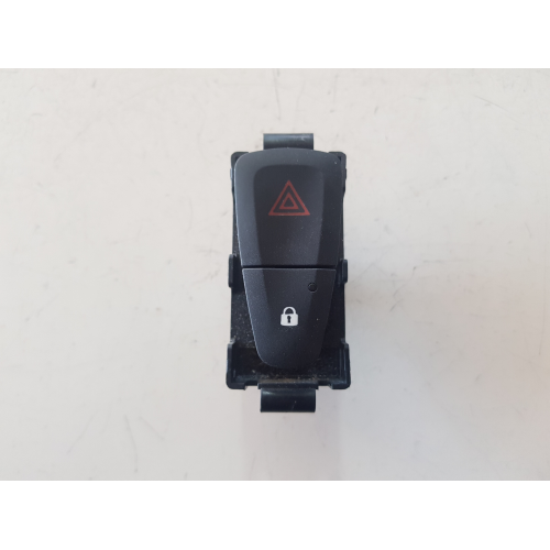 E3160101 COMANDO INTERRUTTORE QUATTRO FRECCE RENAULT MEGANE SPORTOUR 1.5 d 81 kw 2016