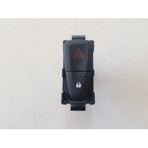 E3160101 COMANDO INTERRUTTORE QUATTRO FRECCE RENAULT MEGANE SPORTOUR 1.5 d 81 kw 2016