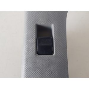 74231-0D090 PULSANTIERA ALZAVETRO ANTERIORE DESTRA TOYOTA YARIS 2011