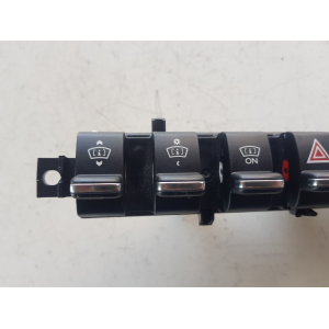 96638425XT GRUPPO DI COMANDO QUATTRO FRECCE PEUGEOT 3008 1.6 D 2012