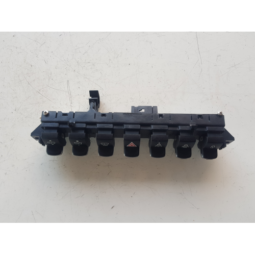 96638425XT GRUPPO DI COMANDO QUATTRO FRECCE PEUGEOT 3008 1.6 D 2012