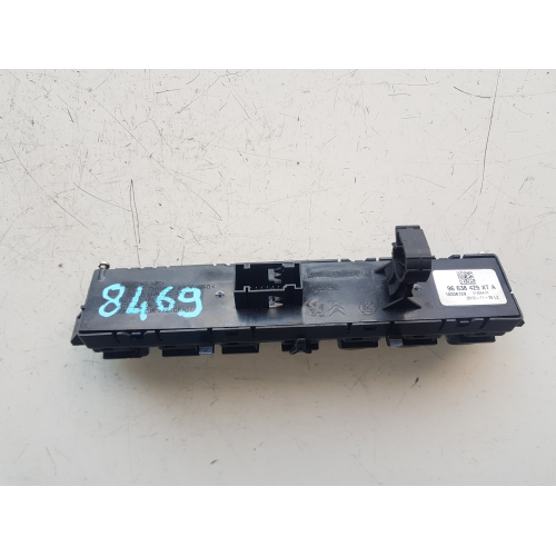 96638425XT GRUPPO DI COMANDO QUATTRO FRECCE PEUGEOT 3008 1.6 D 2012