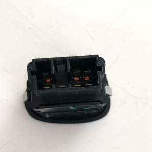 25943 PULSANTE COMANDO ALZAVETRO ANTERIORE DESTRO CITROEN C3 2005