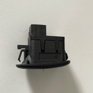 96401469XT COMANDO PULSANTE ALZAVETRO CRISTALLO ANTERIORE DESTRO CITROEN C3 2003  