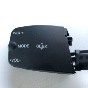 3M5T14K147AD LEVA COMANDO PULSANTE RADIO MULTIFUNZIONE FORD FOCUS ANNO 2004 2011  