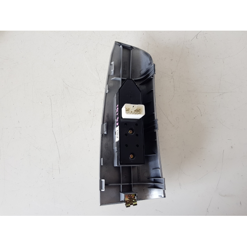 483510-1110 COMANDO INTERRUTTORE ALZAVETRO ANTERIORE DESTRO KIA SPORTAGE 4X4 2.0 B 104KW 2006 G4GC