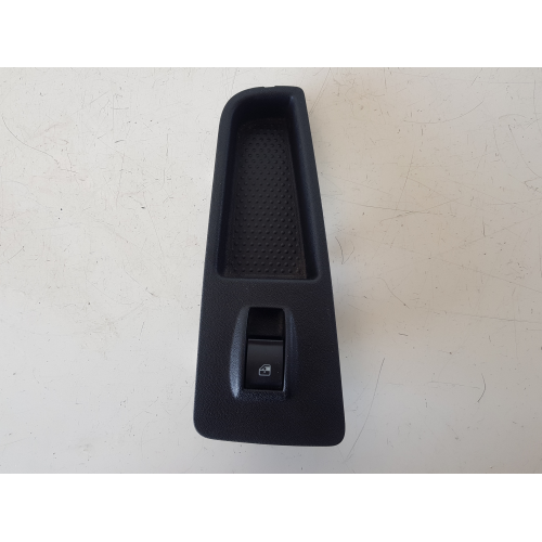 735469706 PULSANTIERA COMANDO ALZAVETRO ANTERIORE DESTRO FIAT GRANDE PUNTO 2009
