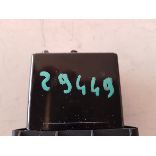 96110-2S500 PORTA ATTACCO AUX USB HYUNDAI TUCSON IX35 1.7 D 116 CV 85 KW 2013 D4FD