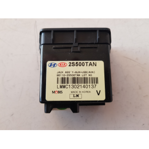 96110-2S500 PORTA ATTACCO AUX USB HYUNDAI TUCSON IX35 1.7 D 116 CV 85 KW 2013 D4FD