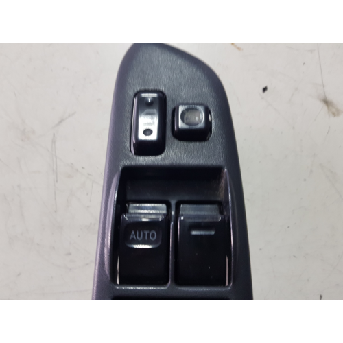 84820-42180 PULSANTIERA COMANDO INTERRUTTORE ALZAVETRO ANTERIORE SINISTRA TOYOTA RAV 4 2004