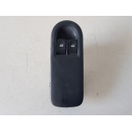 8200356519 PULSANTIERA COMANDO LAZAVETRO ANTERIORE SINISTRA RENAULT CLIO ANNO 2010